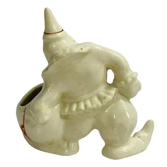 Vintage Ceramic Clown Figurine Red White Circus Whimsical Farmhouse Folk Decor - Picture 4 of 7